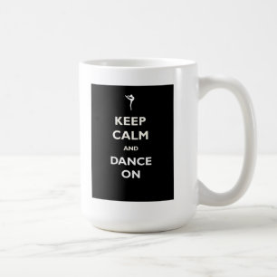 De Café Danza en la taza negra