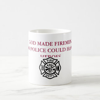 De Café Dios hizo los bomberos la taza