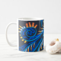 El cumpleaños mira al trasluz la taza 2