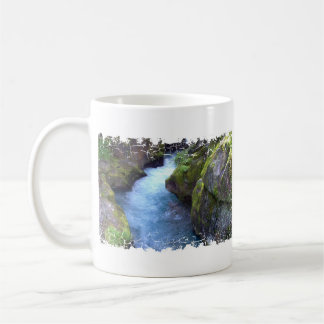 De Café Frontera apenada - 2 echaron a un lado taza del