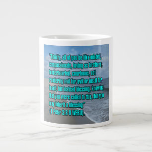 De Café Gigante 1 Pedro 3:8-9 WEBU Taza