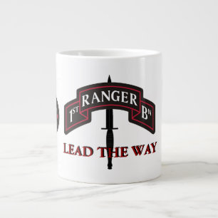 De Café Gigante 1r TAZA del JUMBO del BATALLÓN del GUARDABOSQUES