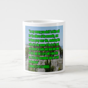 De Café Gigante Santiago 5:14-15 WEBU Taza
