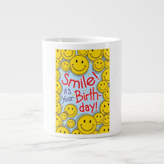 De Café Gigante Sonríe Es Tu Cumpleaños Taza