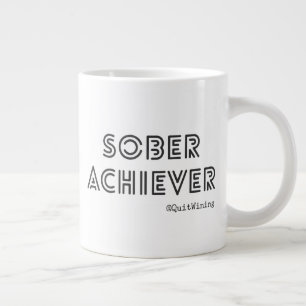 De Café Grande Taza negra y blanca del cumplidor sobrio