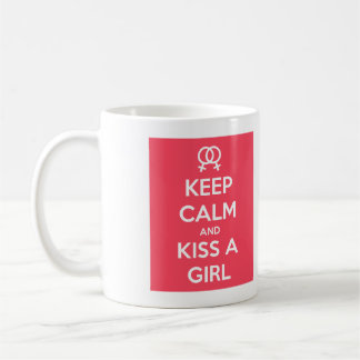 De Café Guarde la calma y bese una taza del chica