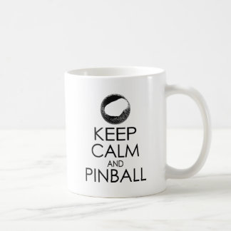 De Café Guarde la calma y la taza del pinball