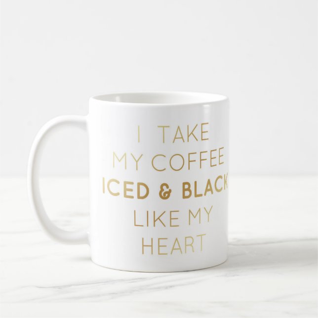 De Café Helado y negro, taza del texto del oro (Izquierda)