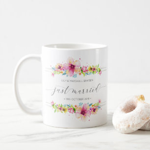 De Café Hermoso apenas casado casando la taza del