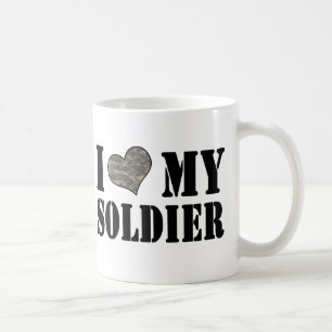 De Café I corazón mi taza del soldado