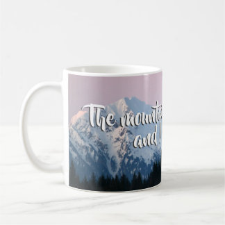 De Café Las montañas están llamando la taza
