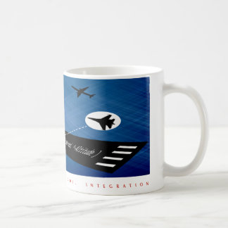 De Café Objetos del vuelo del gancho agarrador con la taza