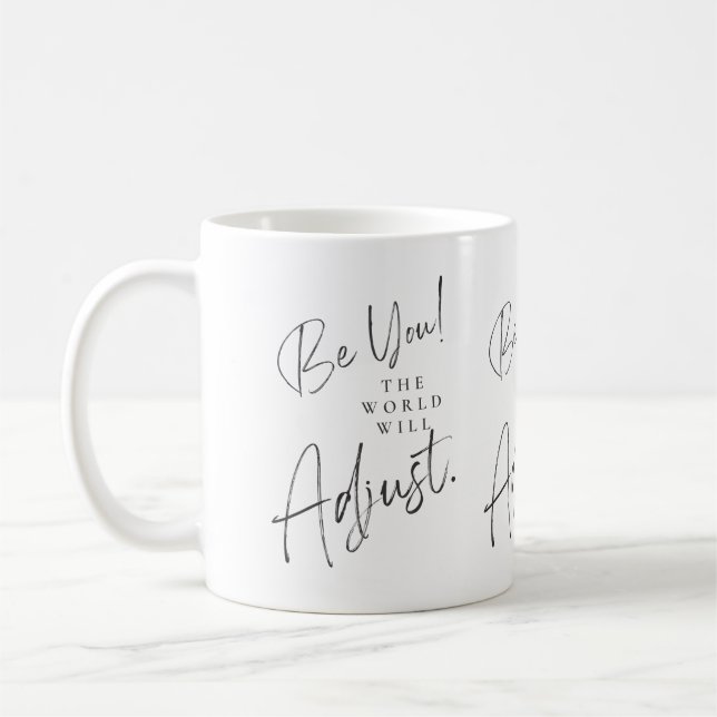 De Café Sé tú, el mundo ajustará la taza (Izquierda)