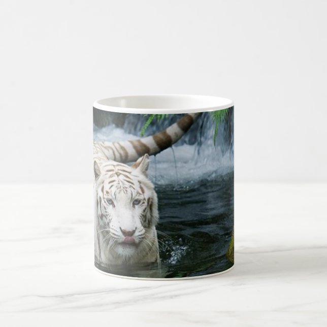 De Café Taza blanca del tigre (Centro)