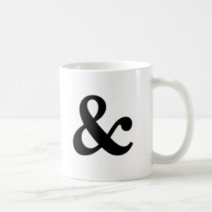 De Café Taza blanco y negro del signo "&"