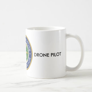 DE CAFÉ TAZA CERTIFICADA FAA DEL PILOTO DEL ABEJÓN