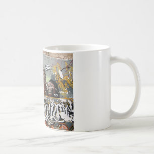 De Café Taza clásica blanca con grafiti
