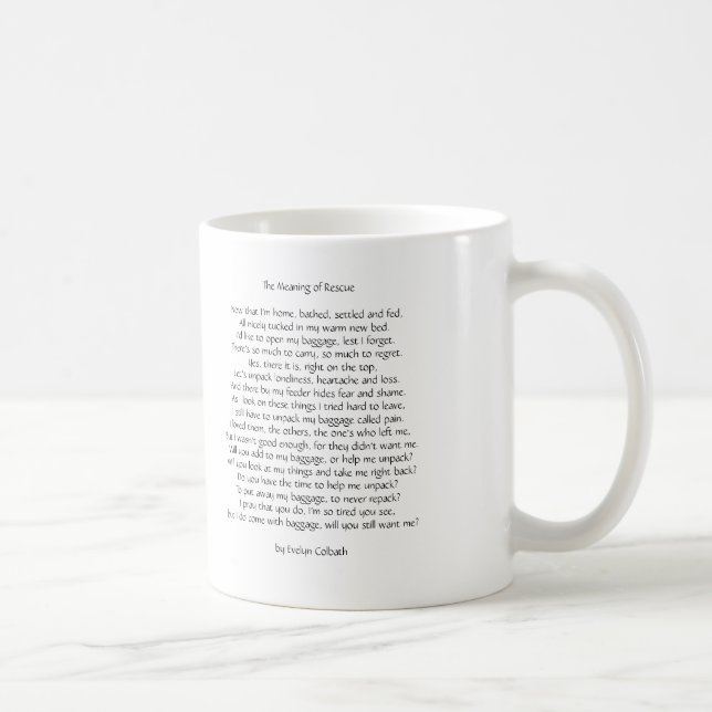 De Café Taza con el poema (Derecha)