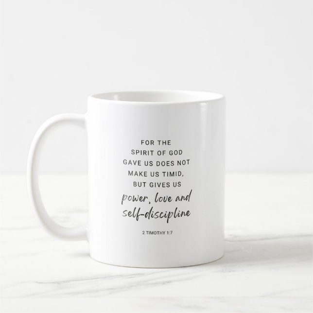 De Café Taza con versículo bíblico 2 Timoteo 1:7 (Izquierda)