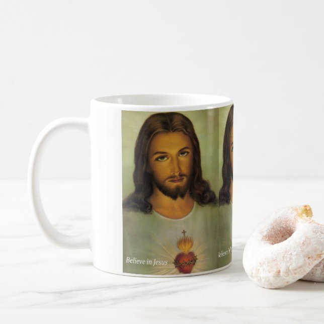 De Café Taza Cree en Jesús (Con donut)