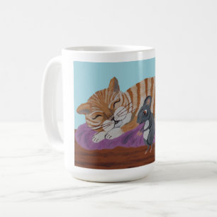 De Café Taza del gato dormido y ratones furtivos