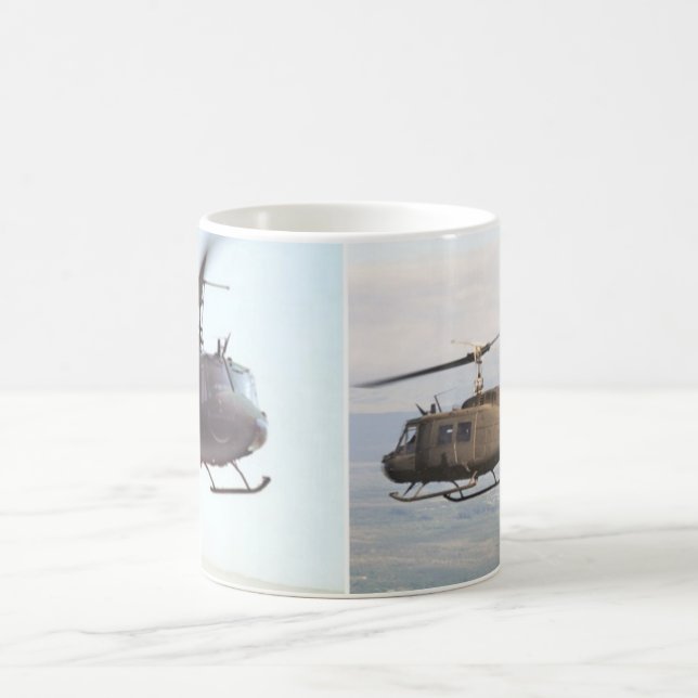 De Café Taza del Iroquois UH-1 (Centro)