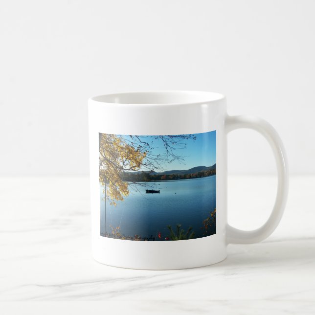 De Café Taza del lago Pontoosuc (Derecha)