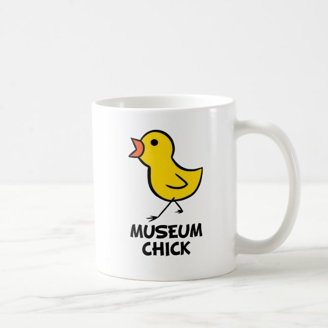 De Café Taza del polluelo del museo (Derecha)