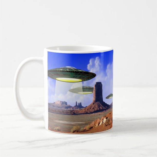 De Café Taza del UFO (Izquierda)