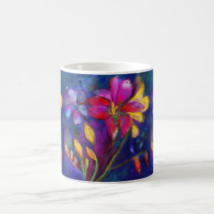 De Café Taza hermosa del Freesia