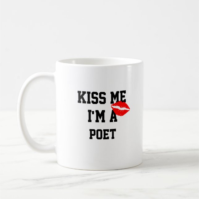 De Café Taza Kiss Me Im A Poet (Izquierda)