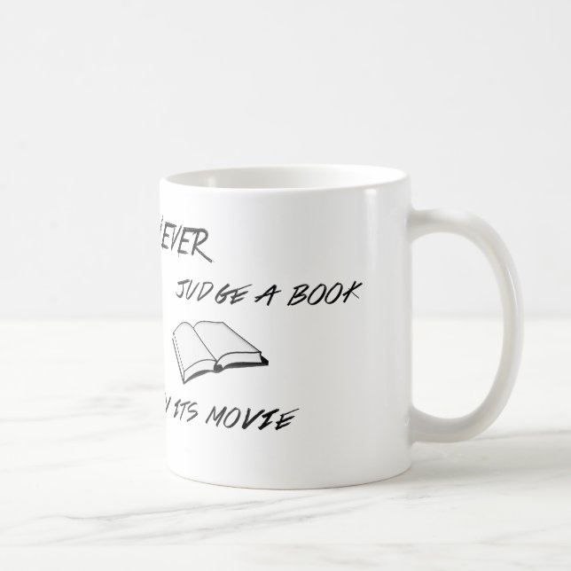 De Café Taza Nunca Juzgues un Libro (Derecha)