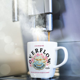 De Café Taza OVERFLOW diseñada por Adiela Akoo