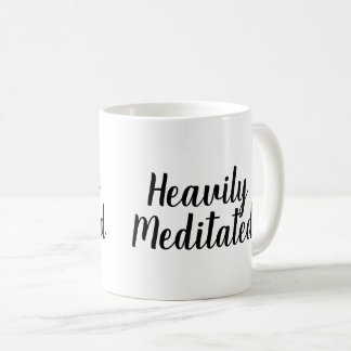 De Café Taza pesadamente Meditated