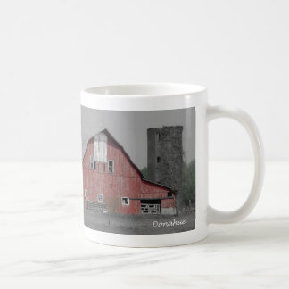 De Café Taza roja del granero