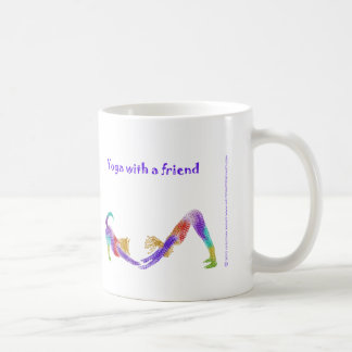 De Café Yoga con una taza del amigo