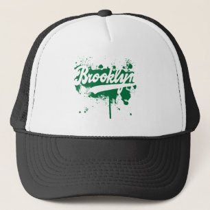 De Camionero Brooklyn pintó el gorra verde