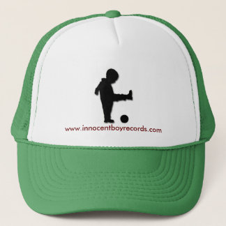 De Camionero El muchacho inocente registra el gorra w/writing