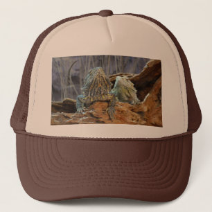 De Camionero Gorra con dos lagartos curiosos