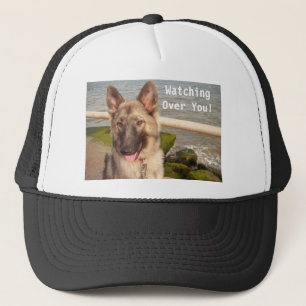 De Camionero Gorra Con Pastor Alemán