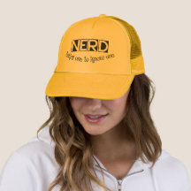 Nerds, toma uno para conocer a un gorra