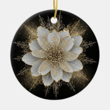Adorno Floral Blanco y Dorado Elegante