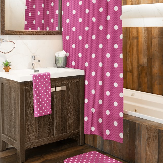 De Ducha Dotty Delight Red Shower Cortina (Dotty Delight red shower curtain in the bathroom. )