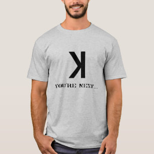 De la tacha camiseta hacia fuera