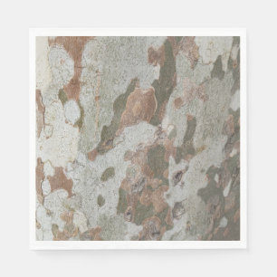 De Papel El camuflaje del árbol del avión parece servilleta