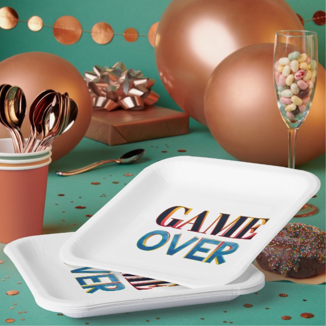 De Papel Plato cuadrado blanco con texto en negrita "JUEGO  (Multi)