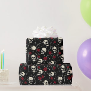 De Regalo Calaveras góticas y Rosas envolviendo papel