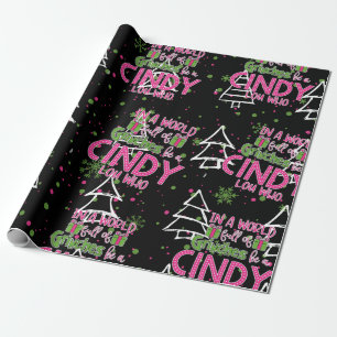 De Regalo Cindy Lou quien envuelve papel