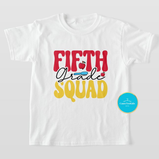 De vuelta a la escuela | Camiseta de quinto grado (Subido por el creador)