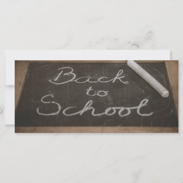 De vuelta a la escuela en una antigua pizarra esco (Anverso)